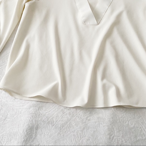 Zara Off White Tied Bell Sleeve V Neck Top - Picture 9 of 11